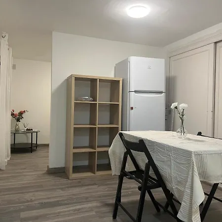 Marbella别墅独立房带泳池 Casa de hóspedes